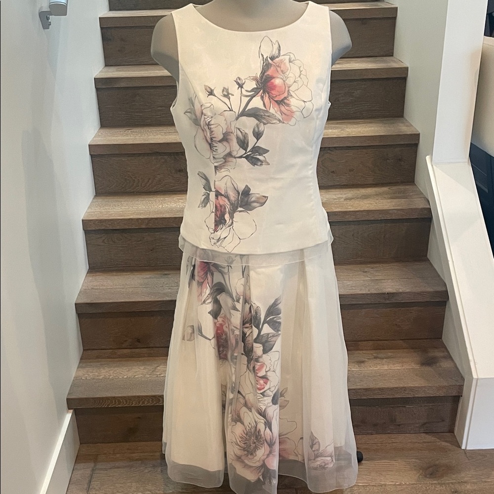 White House Black Market White Floral Midi Skirt - Picture 5 of 7